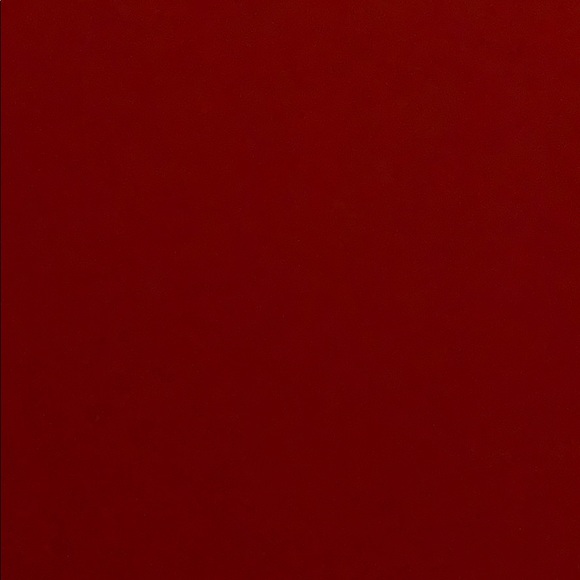 Meet your Posher, Hannah - Picture 1 of 1